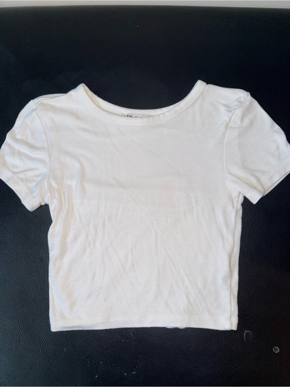 Zara White Ribbed Crewneck Tee